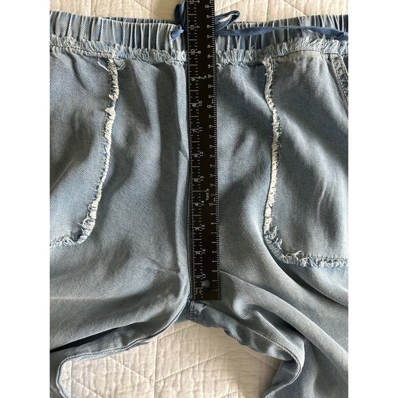 Tractr Soft Tencel Denim Wide Leg Pants Light Indigo Size Medium New - Picture 8 of 11